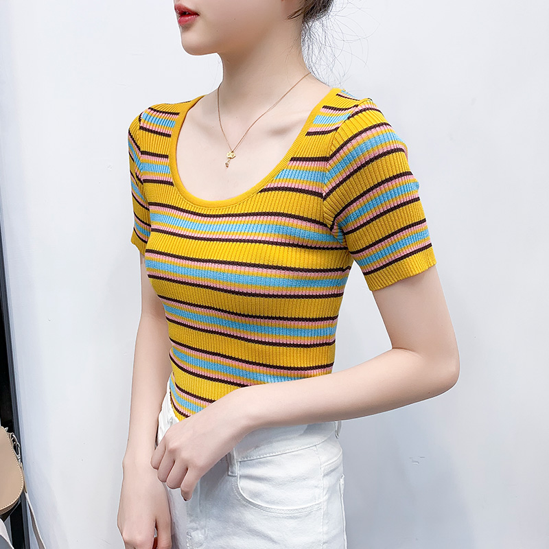 条纹拼色泫雅风针织T恤2020早秋新款修身显瘦小清新甜美短袖女潮