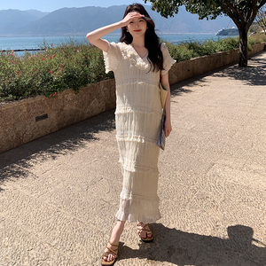 法式木耳边超仙浪漫连衣裙女2025年夏季新款层次感度假风甜美长裙图片
