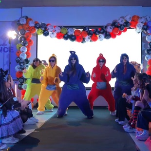 刀马刀马舞蹈服衣服公司年会表演服装天线宝宝cos人偶服睡衣跳舞