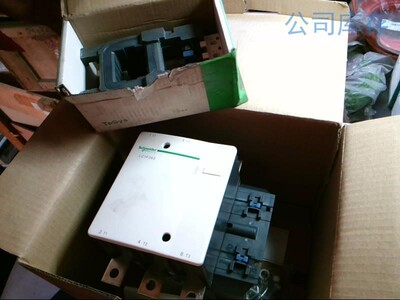 交流接触器 LC1F265M7(265A AC220V) 施