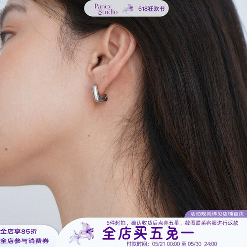 简约ins高级感通勤耳钉