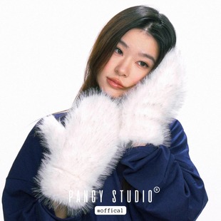 PANCY可爱大手套~白色毛绒手套防寒保暖冬季时髦潮流连指手套女