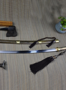 龙泉市刀剑T10烧刃一体宝剑工艺