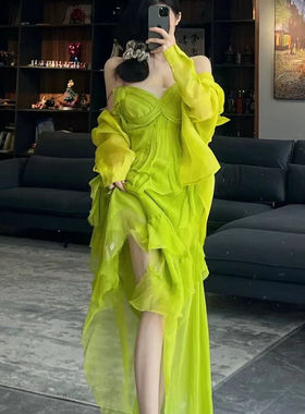 单件/套装夏季新款浮绿V领荷叶边开叉吊带仙女长裙+防晒衣套装裙