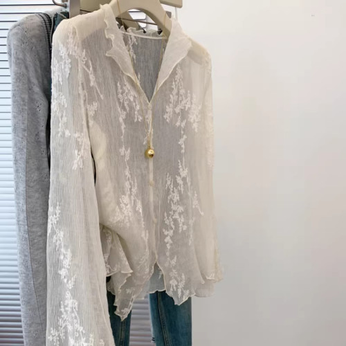 设计感刺绣钩花蕾丝女长袖上衣女