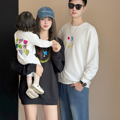 小月龄亲子装一家三口秋冬装2025新款婴儿加绒卫衣洋气大码母女装