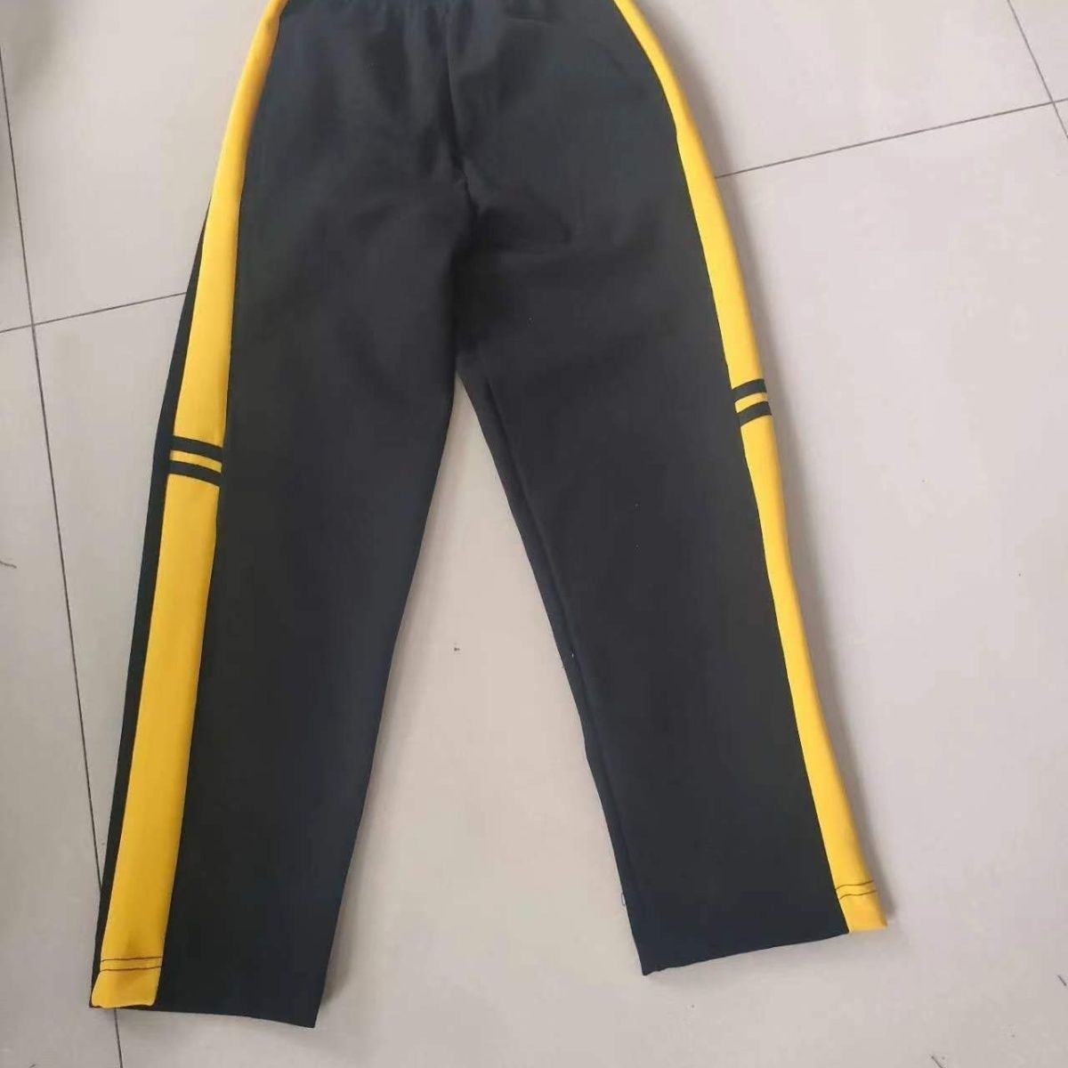 黑色裤中小学生校裤春秋款宽黄杠中间两道短黑色杠直筒运动裤夏款