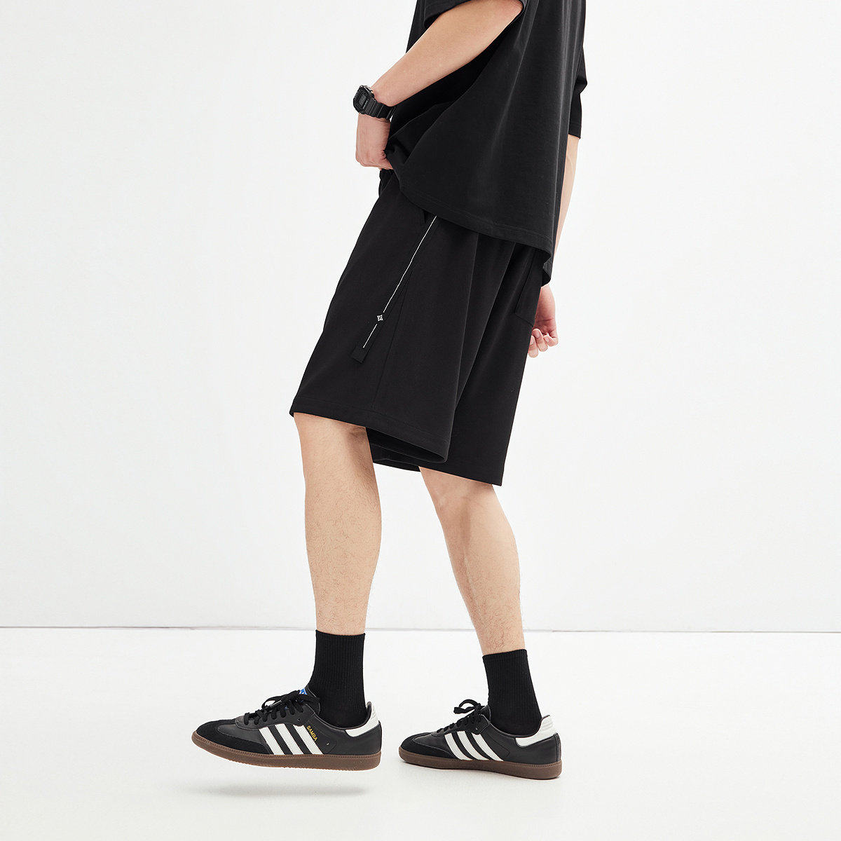 太平鸟男装休闲裤25秋新款半松紧腰中短裤潮牌男士黑色中裤运动裤