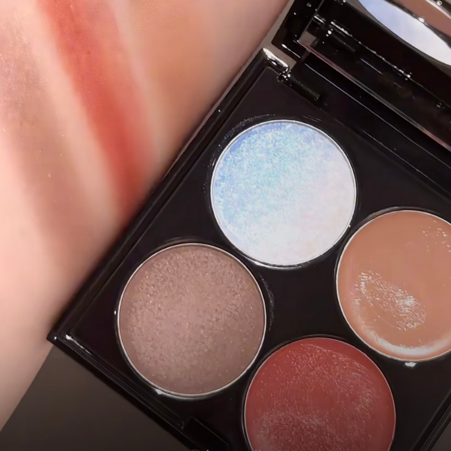 rc四色多用膏一体盘腮红眼影裸妆