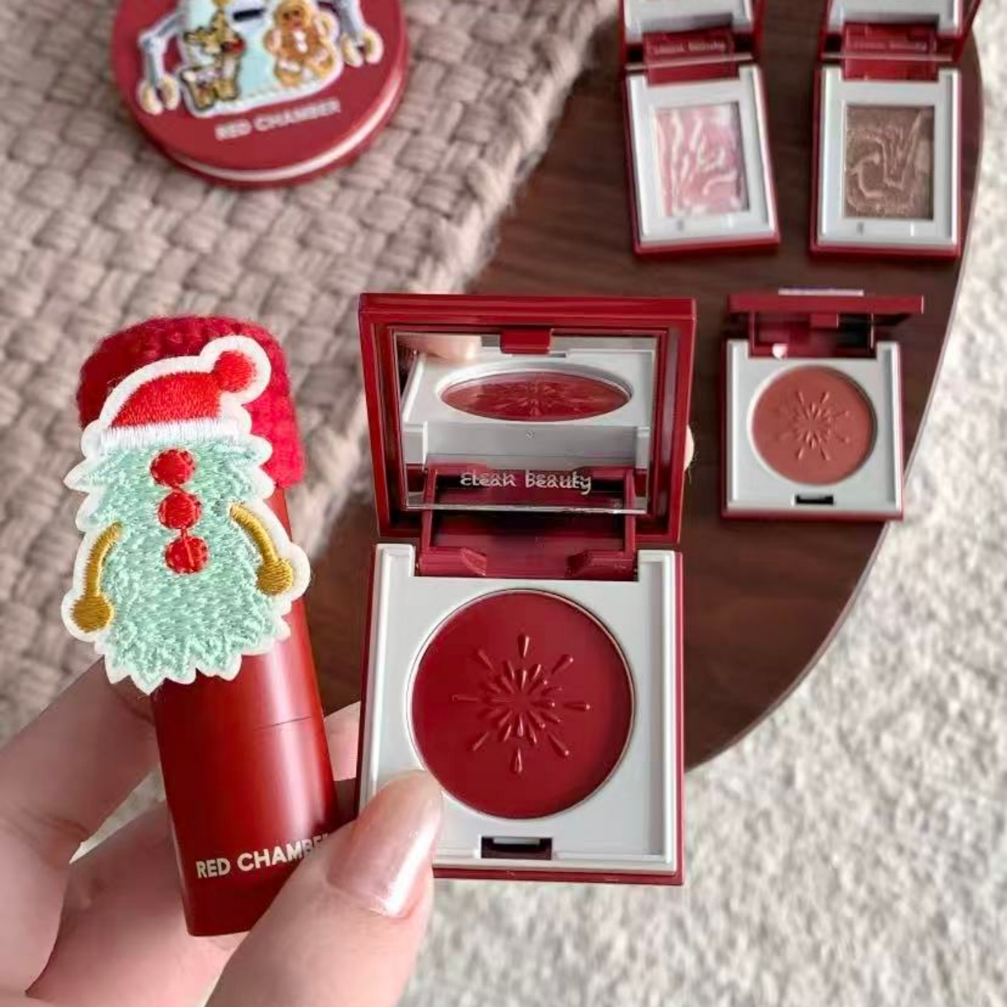 rc多用膏圣诞限定！腮红眼影口红