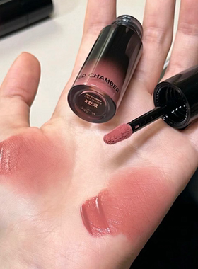 早八人快速出门！rc多用液深语柔雾口红液唇釉red chamber腮红液