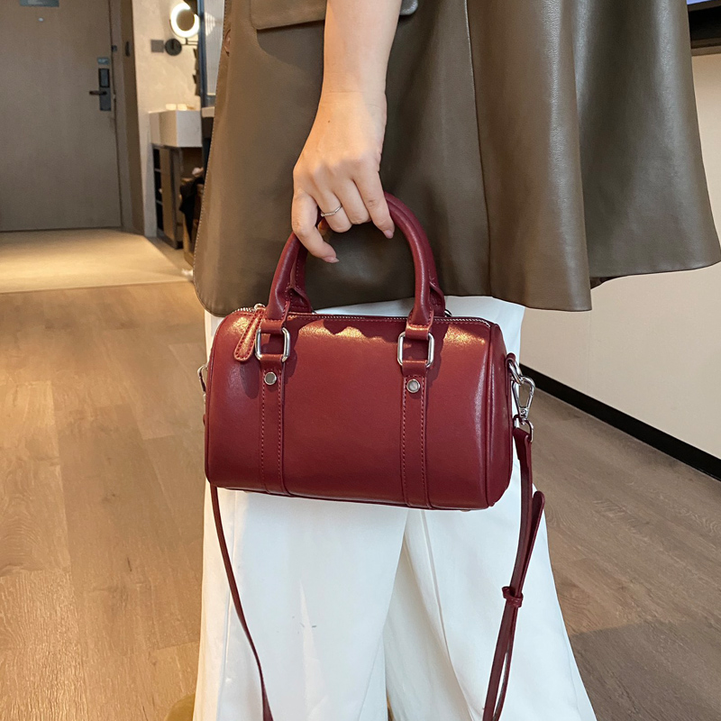 丝芙伦植鞣牛皮斜挎手提波士顿包