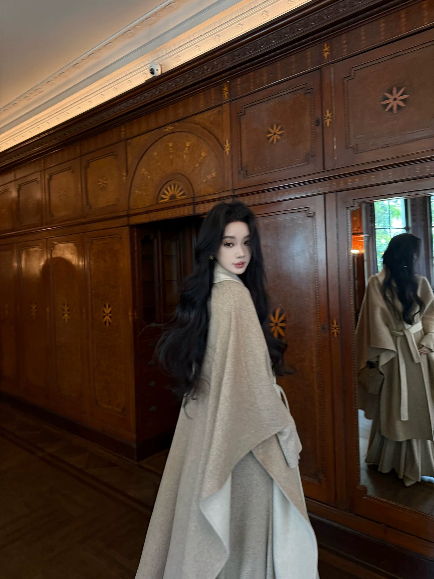 有洧Youwe正反两穿巨好看的早秋外套女双面呢子大衣斗篷披肩上衣