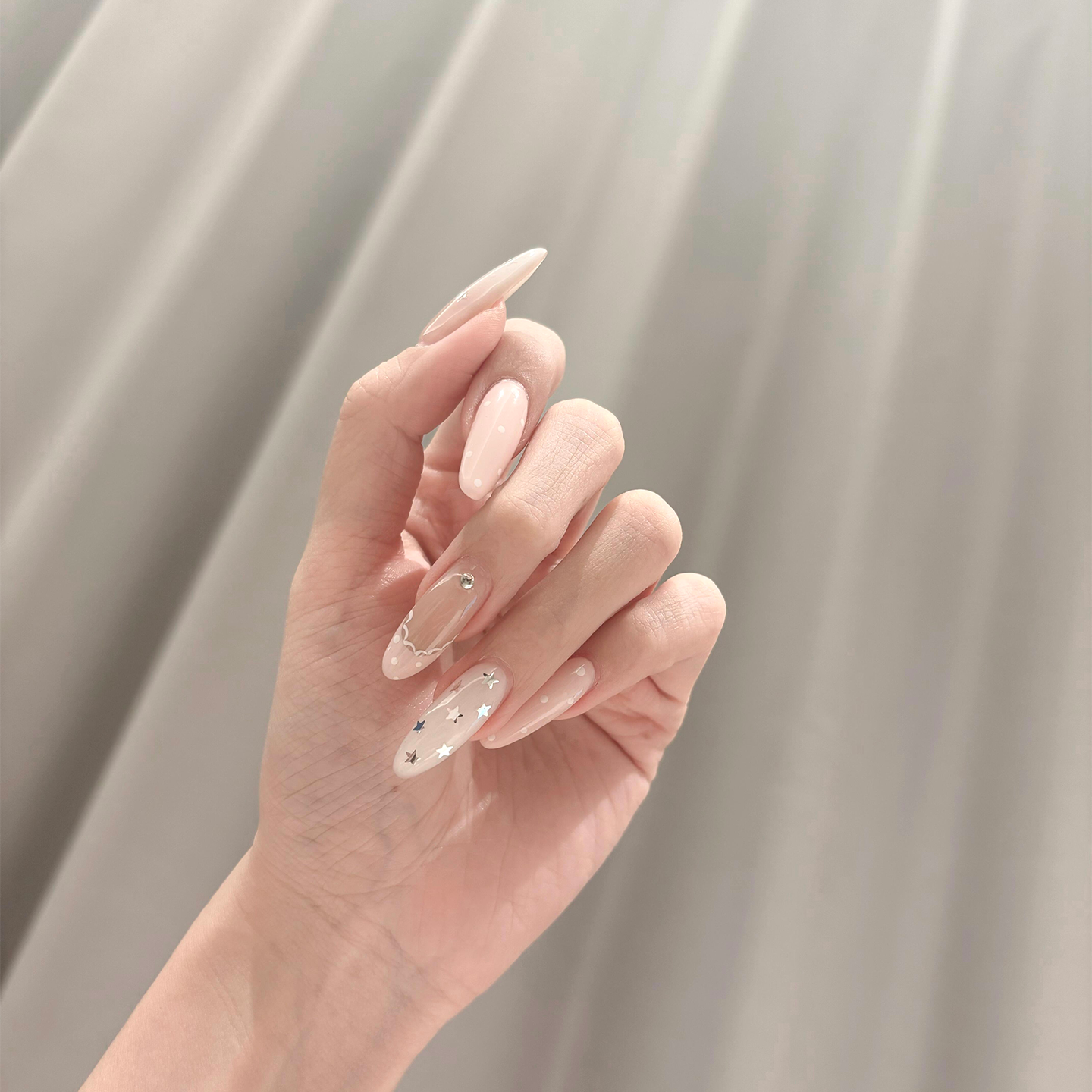 纯手工穿戴甲可爱奶白皮粉波点星星美甲纯欲温柔风指甲显白高级感,彩妆/香水/美妆工具,美甲工具,淘宝优惠券,粉丝福利购,淘宝优惠卷