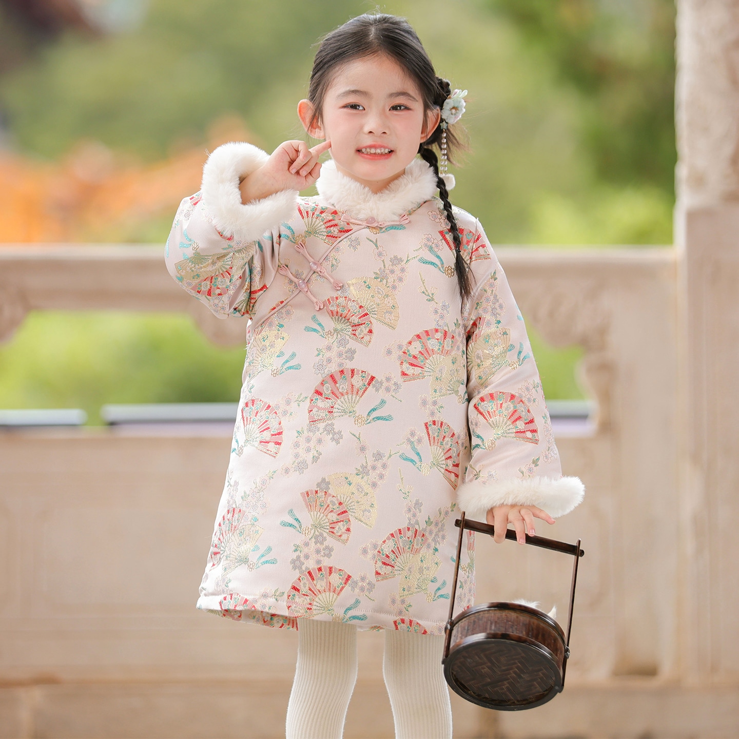 女童汉服秋冬2025新款国风唐装拜年服儿童古装旗袍连衣裙加厚冬季