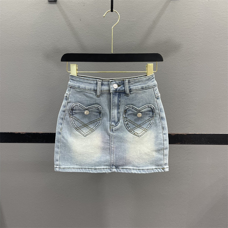 复古高腰牛仔半身裙女2026夏季爱心口袋弹力显瘦紧身辣妹包臀短裙
