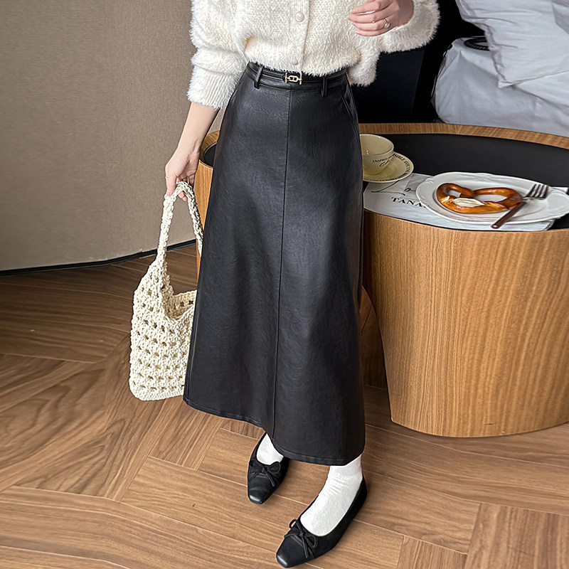 中长款半身裙女2025秋冬A字裙显瘦百搭韩版pu皮裙高腰通勤直筒裙