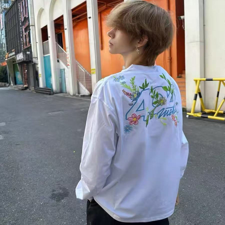 国潮牌新中式花卉字母刺绣T恤