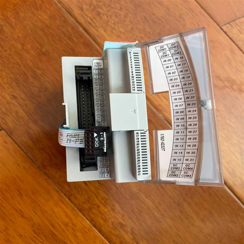 议价1762-IQ32TAB罗克韦尔PLC模块