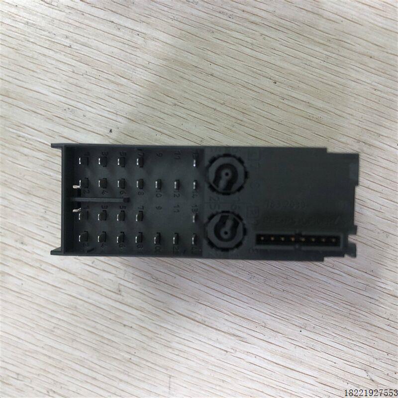 议价现货促销 原装拆机 SIEMENS 6ES7 138-4FB02-0AB0实物照片