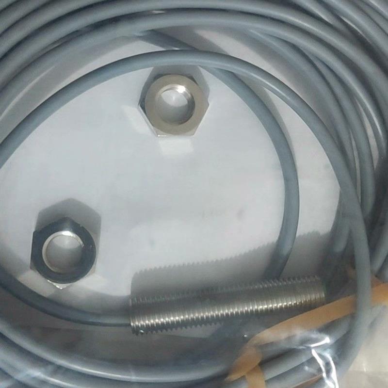 议价瑞士Baumer堡盟电感式接近开关传感器IFRM 08P17A1/L先议价