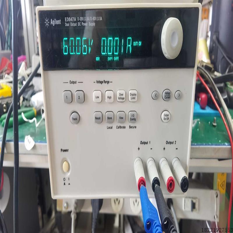议价直流可调双路电源。E3647A.功能正常。(兴星配件)