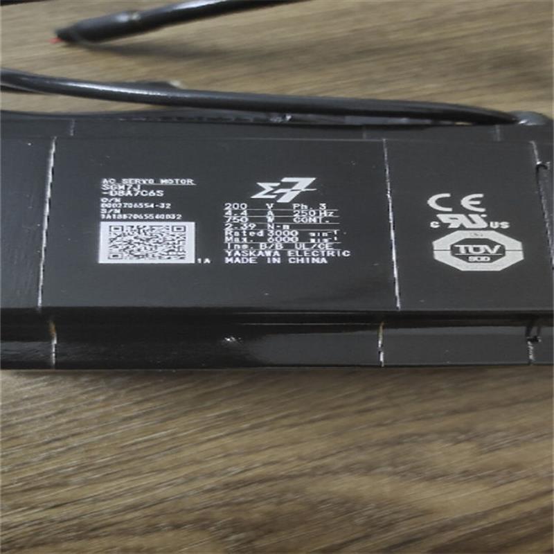 议价SGMJV-08AAA61电机SGM7D-1AF7C52 R88M-K4K030F-BS2 K5K030F-