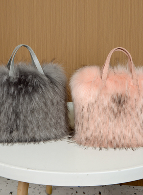 韩版毛毛手提包可爱女士2023新款潮高级感时尚小众仿皮草毛绒包包
