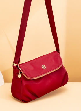 斜挎包女2025新款邮差包简约百搭牛津布妈妈包尼龙女士帆布单肩包