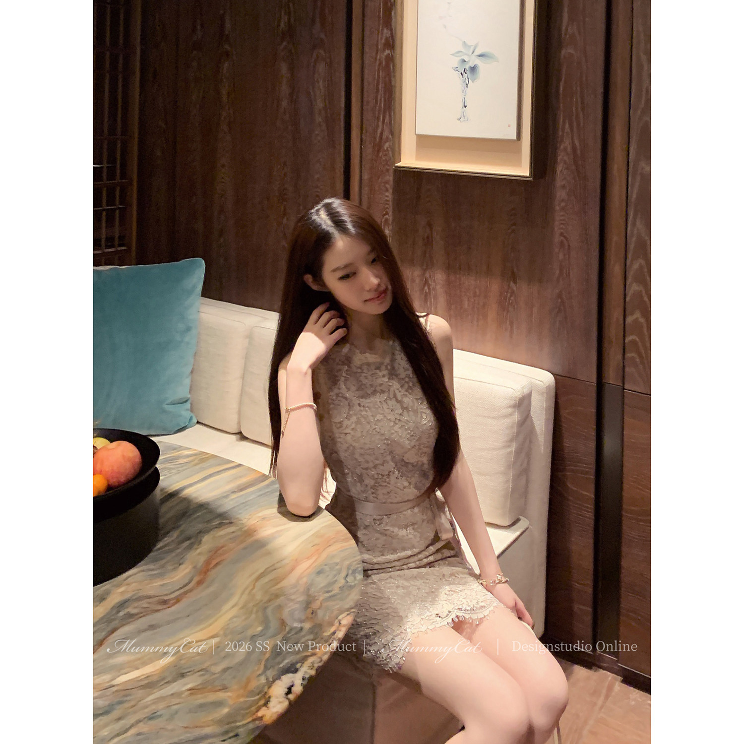 温柔蕾丝醋酸腰带收腰连衣裙