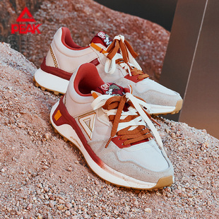 男鞋 女鞋 国朝春季 轻便防滑运动鞋 新款 匹克轻弹70S态极系列休闲鞋