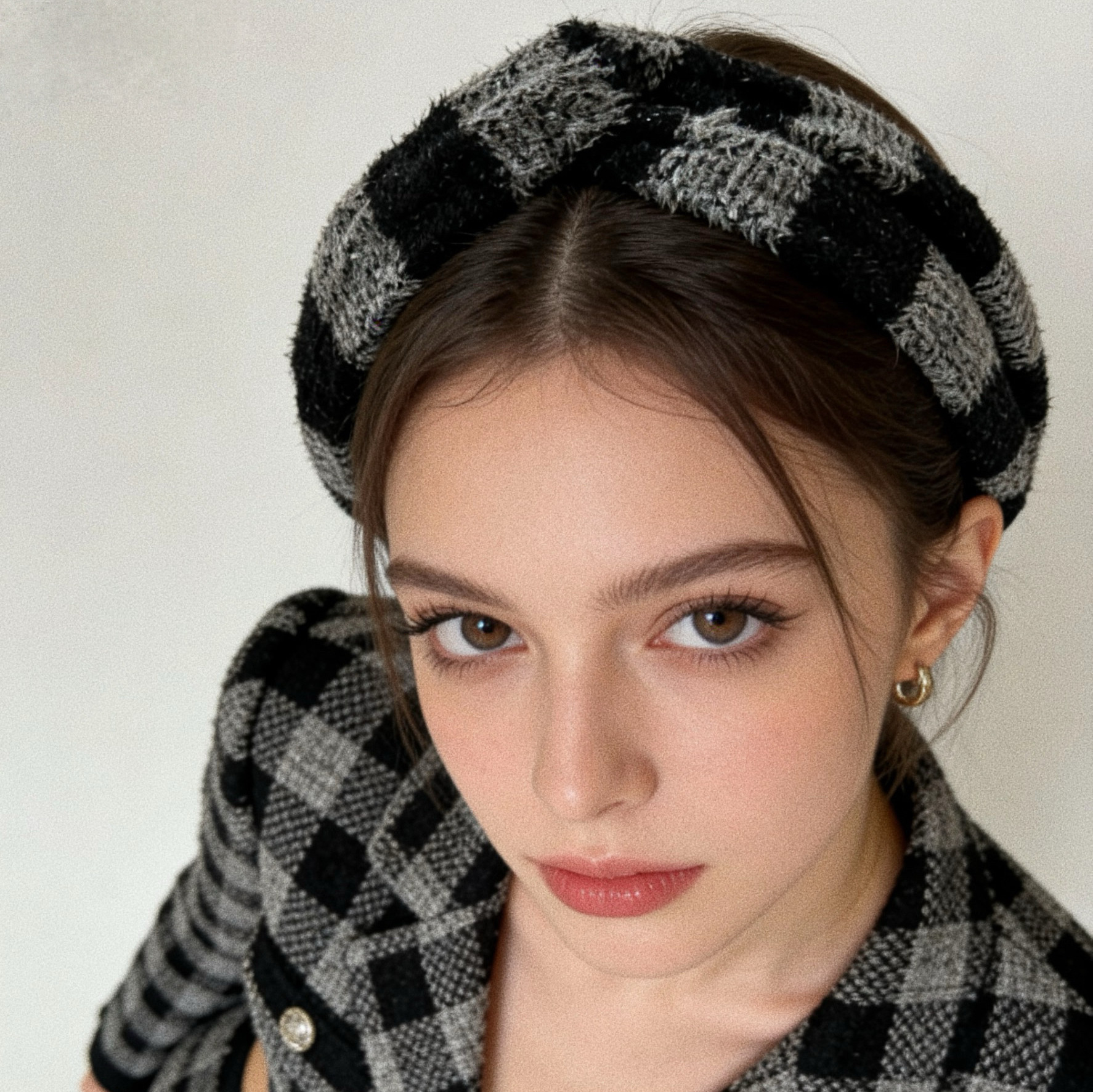 LASS LIZ原创设计师发卡2026春新款头箍百搭黑白毛毛宽边打结发箍,饰品/流行首饰/时尚饰品新,发饰,淘宝优惠券,粉丝福利购,淘宝优惠卷