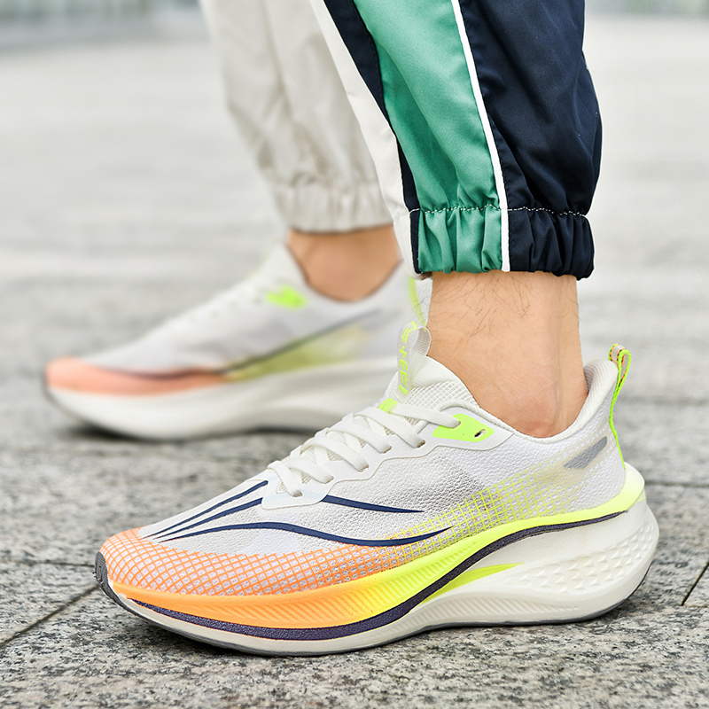 赤兔7pro跑步鞋女大童减震防滑回弹专业运动鞋竞速碳板超轻跑鞋男