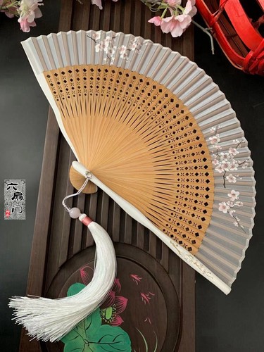 古风扇子折叠舞蹈扇中国风梅花