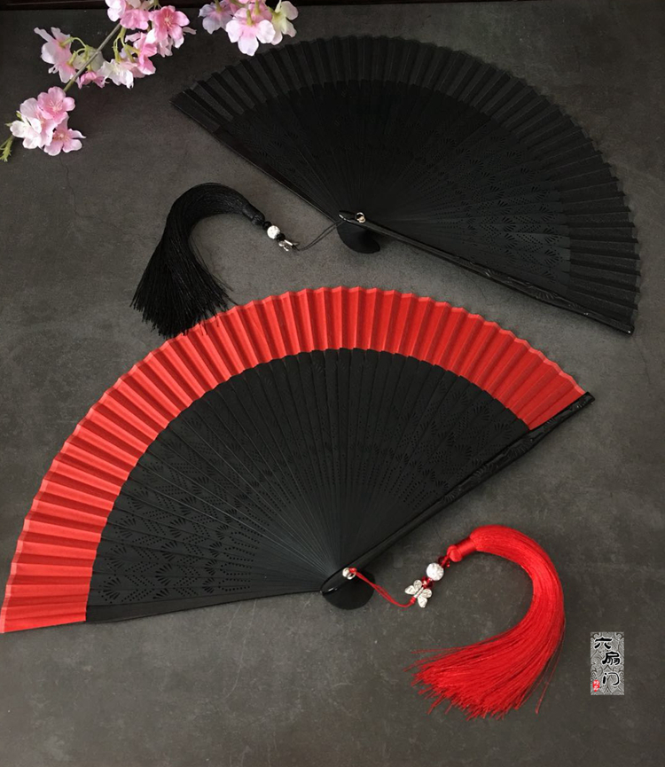 雕花扇子中国风折扇真丝竹舞蹈扇