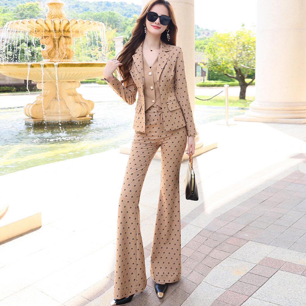 职业装气质假两件女裤套装新款时尚工装小西装外套微喇叭裤两件套