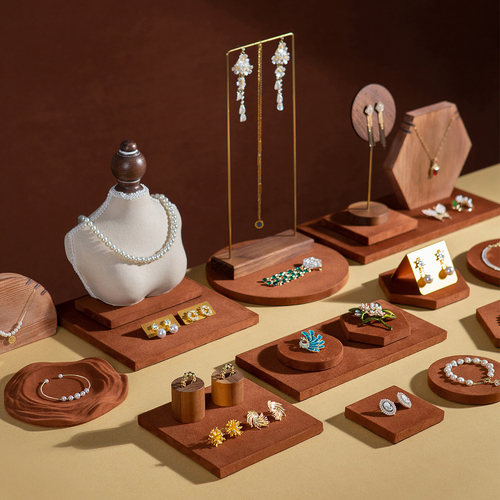 棕色绒布饰品板首饰展架