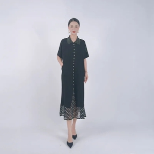 B078黑色拼波点设计连衣裙女宽松大码中年妈妈短袖过膝长裙玥玥羊