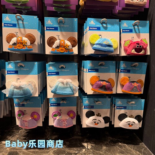 香港迪士尼 冰雪奇缘玩具总动员胡迪毛绒帽子造型胸针挂件