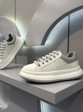 男鞋2025新款冬季男生休闲麦昆板鞋男生小众原创内增高小白鞋浦田