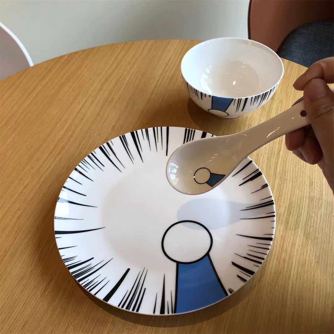 哆啦A梦陶瓷餐具卡通机器猫家用盘子叮当猫创意日式伸出圆手浅盘
