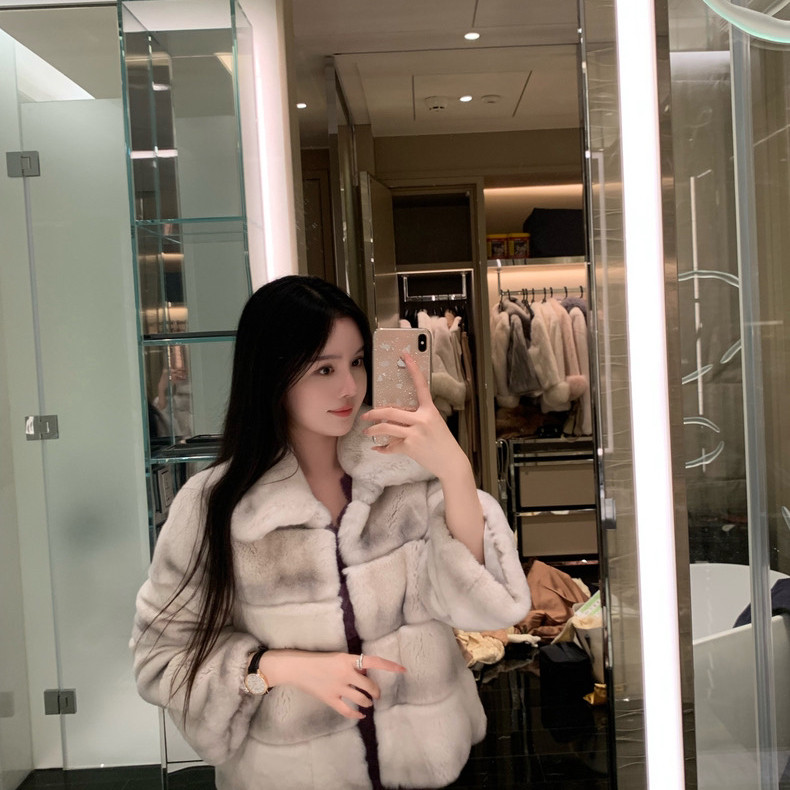 诺诺龙猫色整皮獭兔毛翻领毛毛外羽绒服