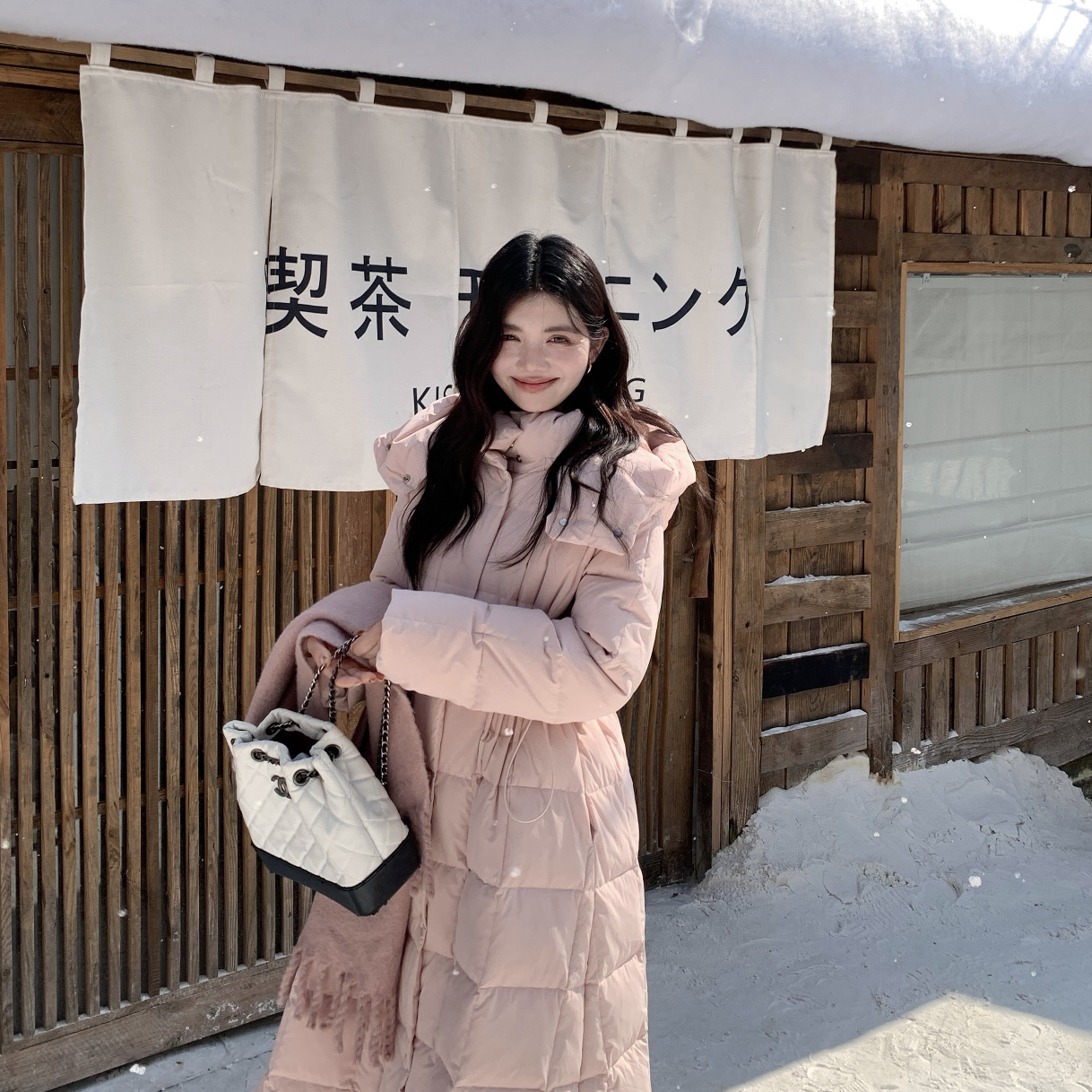 诺诺家左播家爆款轻奢简约长款保暖羽绒服外套YS2-25175