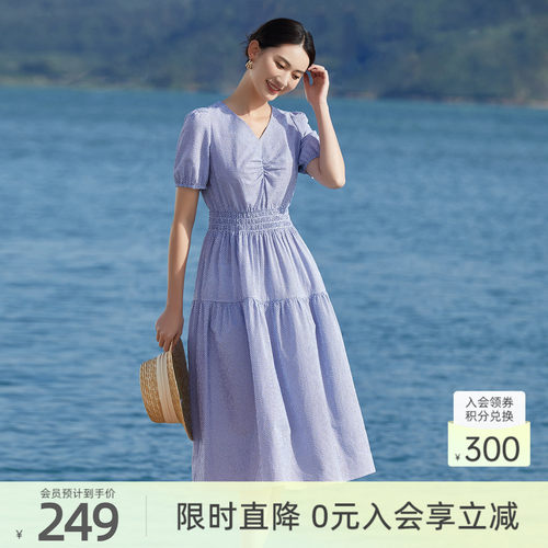 歌蒂诗夏季新款V领短袖连衣裙