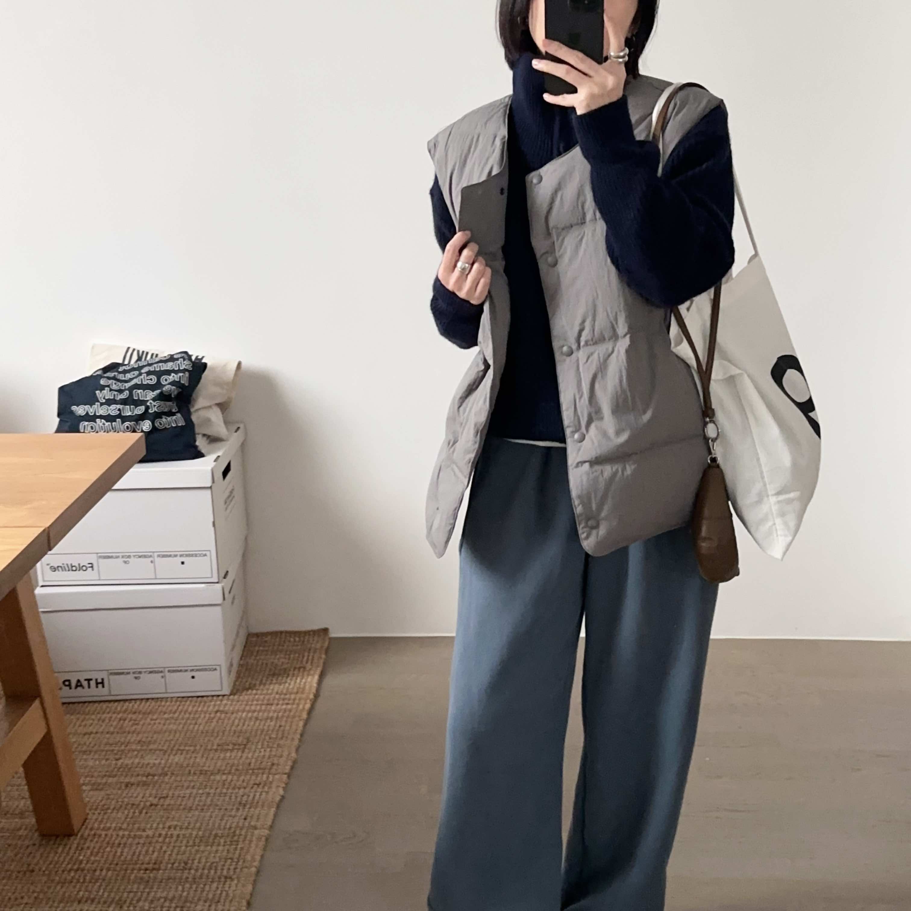 韩代25fw时髦纯色羽绒马甲