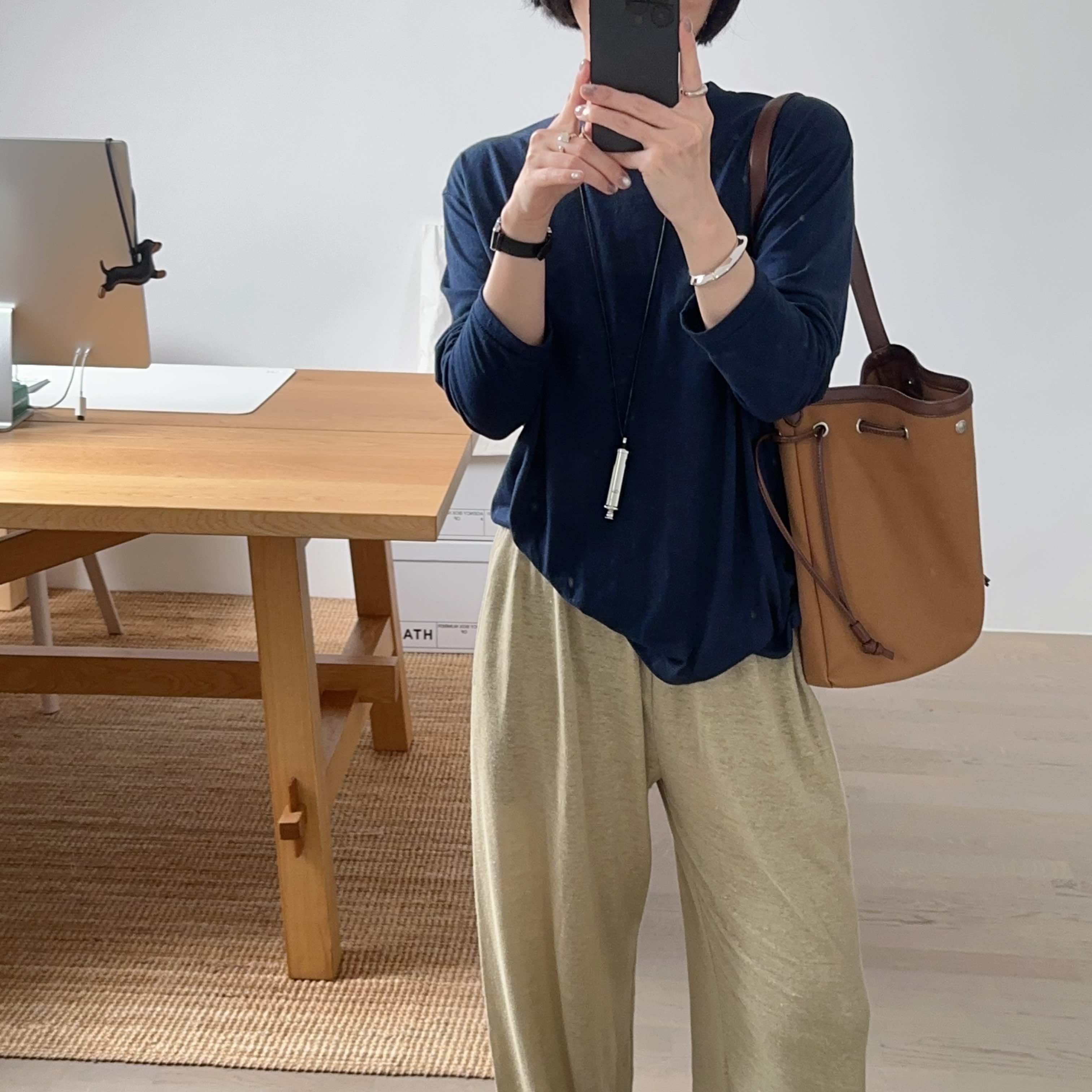 【小喵】韩代26fw 超美莫兰迪色系薄款圆领宽松显瘦百搭长袖T恤