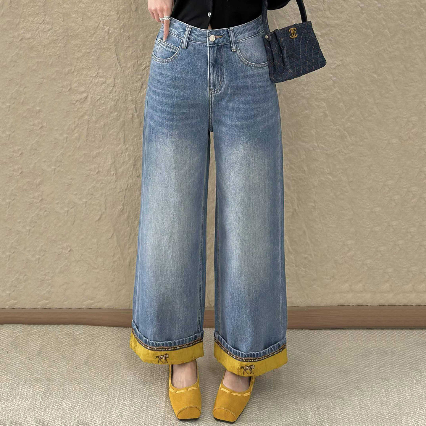 2026春季新款JEANS阿凡牛A5565国风马年刺绣宽松女牛仔直筒阔腿裤