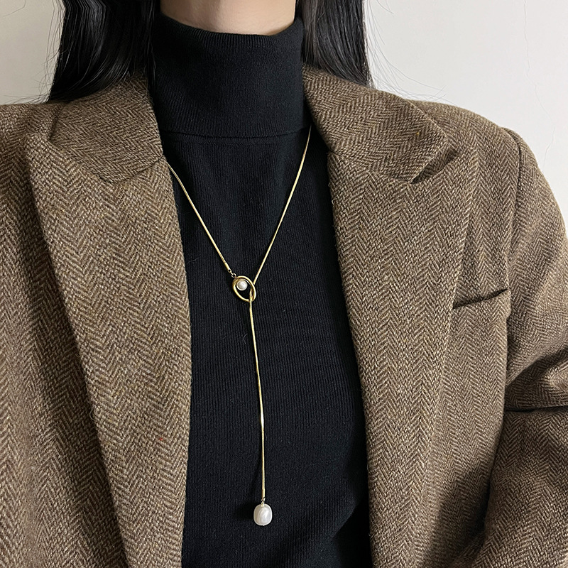 钛钢不掉色长款项链女秋冬复古珍珠毛衣链气质高级感轻奢小众配饰