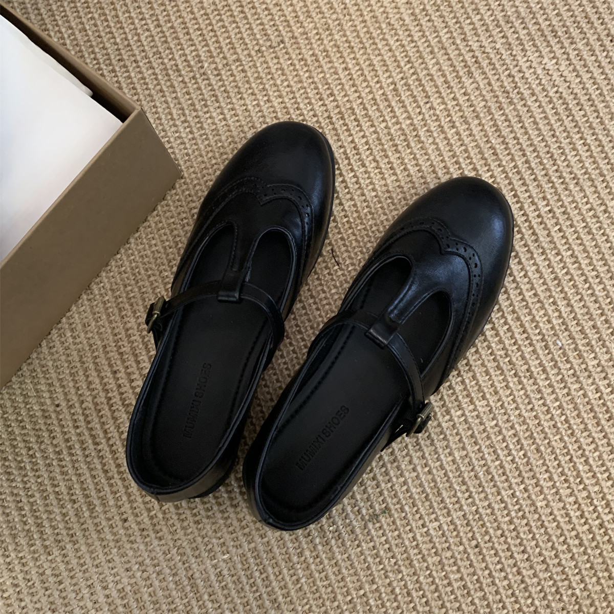 单鞋女粗跟复古风2026新款玛丽珍鞋平底百搭舒适低跟小皮鞋英伦风,女鞋,浅口单鞋,淘宝优惠券,粉丝福利购,淘宝优惠卷