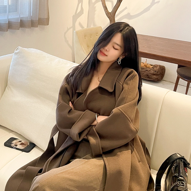 咖色长款韩版毛呢大衣